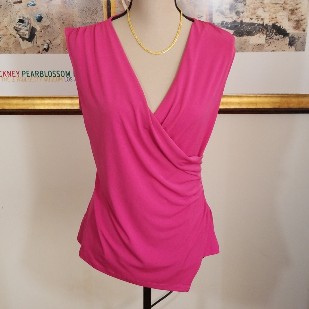 Tahari Fuchsia surplice sleevesless top. Size S